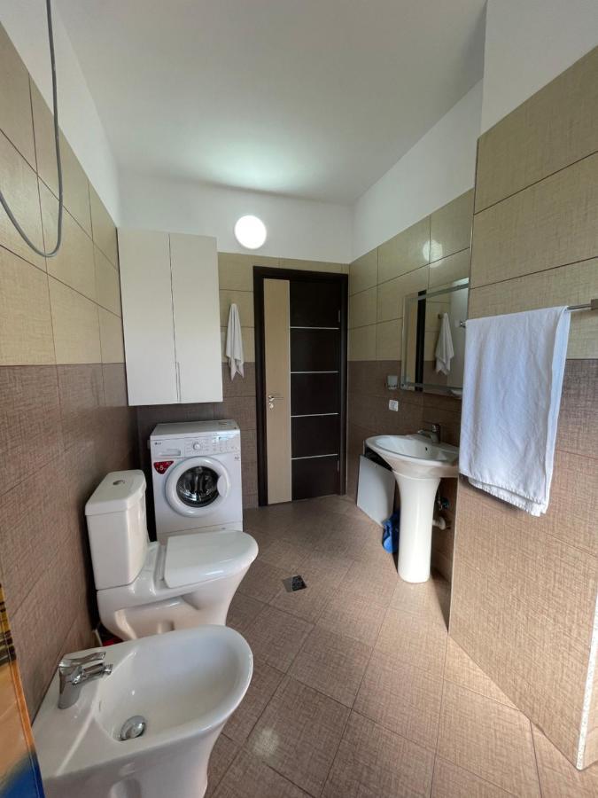 Amaris Apartments Durres Ngoại thất bức ảnh